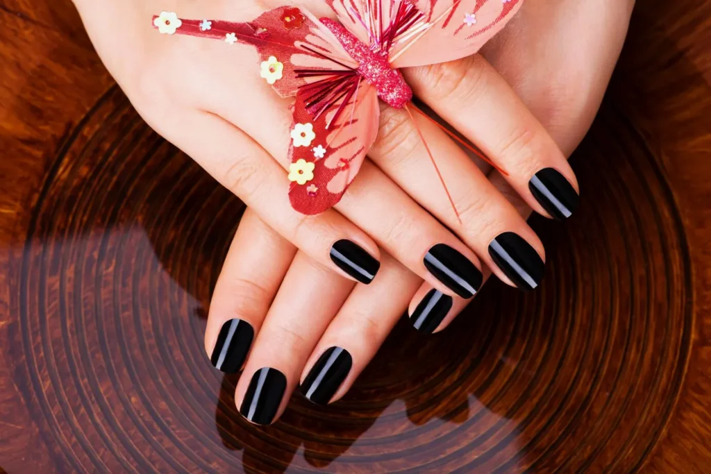 How to Choose the Best Nail Shape for Your Hands